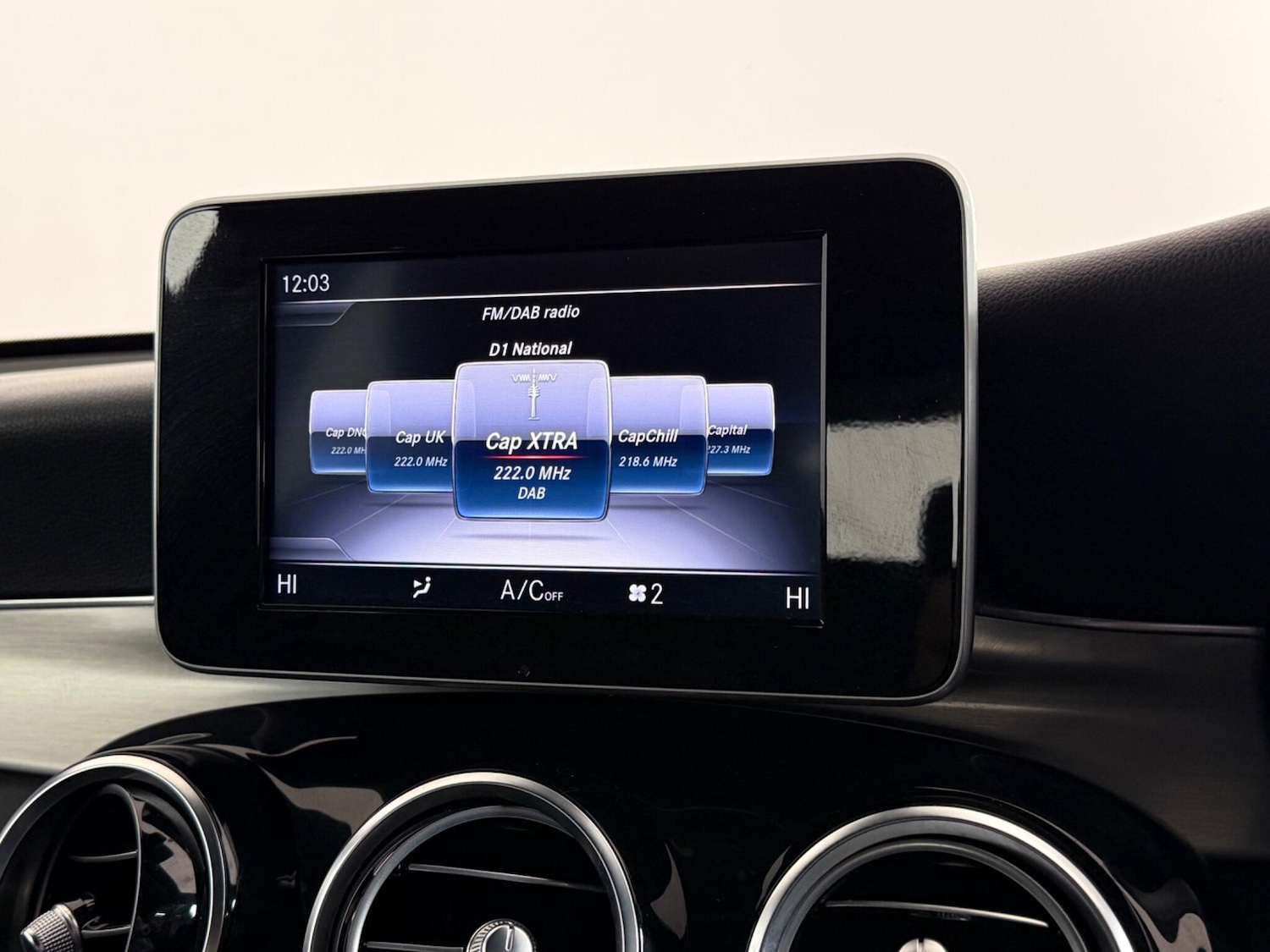 Used Mercedes-Benz GLC 2018 for sale - 77587400: Photo 23