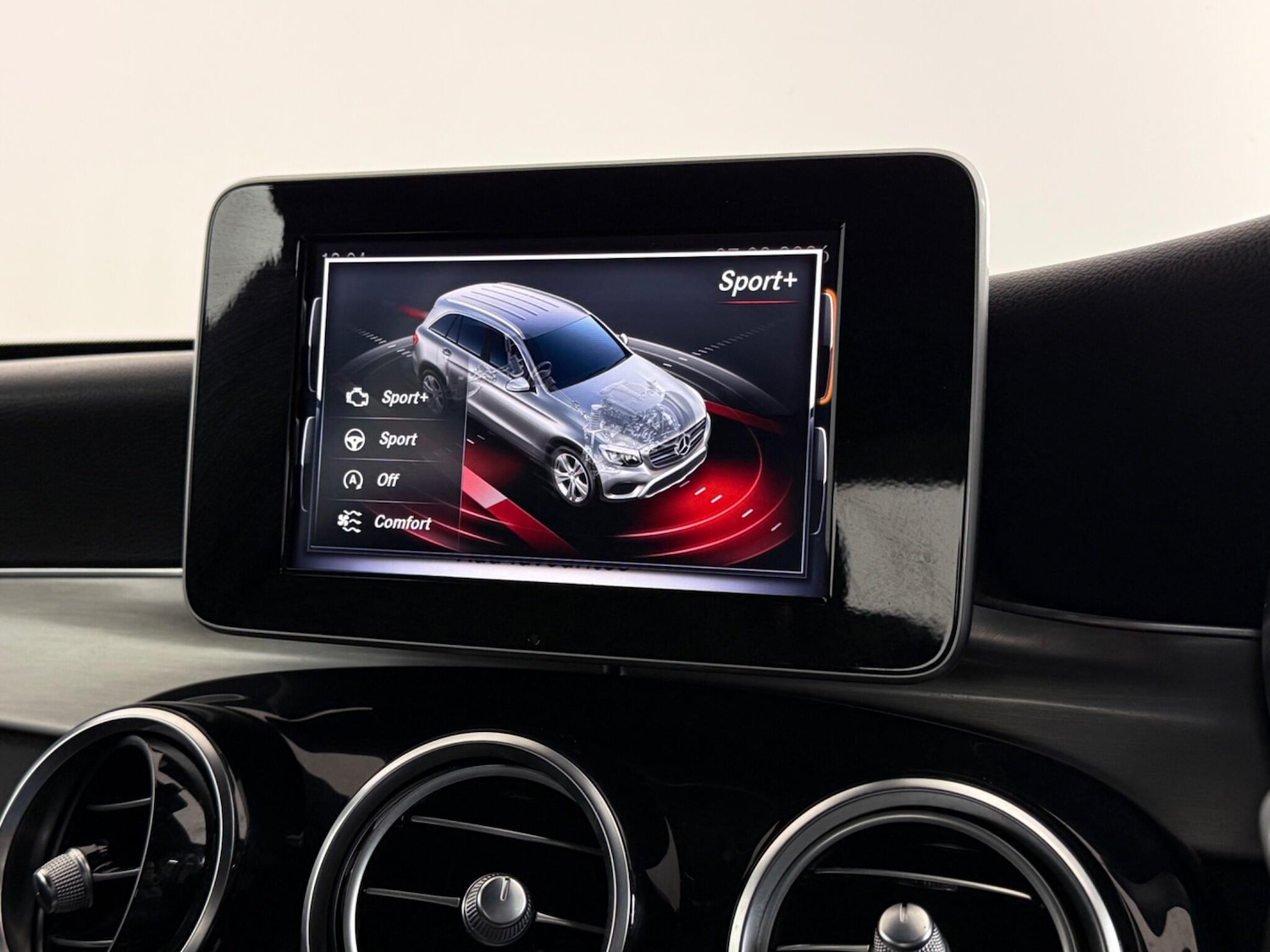 Used Mercedes-Benz GLC 2018 for sale - 77587400: Photo 24