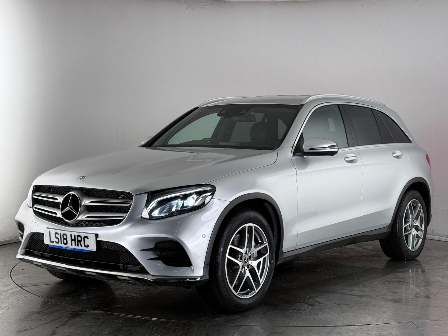 Used Mercedes-Benz GLC 2018 for sale - 77587400: Photo 3