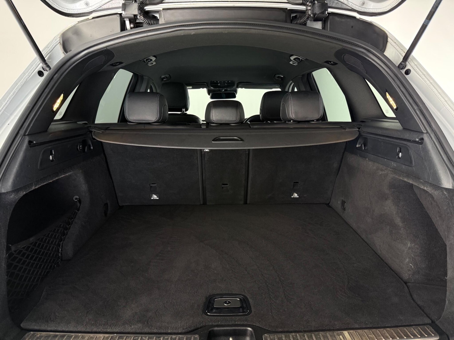 Used Mercedes-Benz GLC 2018 for sale - 77587400: Photo 9