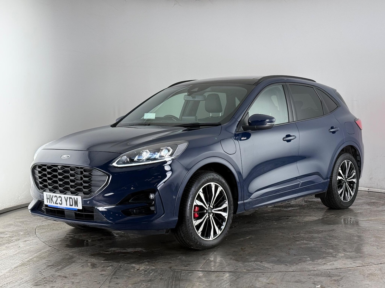 Used Ford Kuga 2023 for sale - 77181077: Photo 2