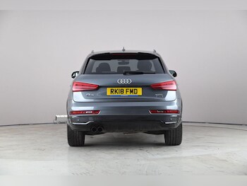 Used Audi Q3 2018 for sale - 78101577: Photo