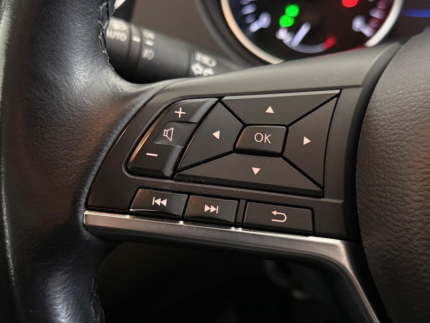 Used Nissan Qashqai for sale - 76468056: Photo 23