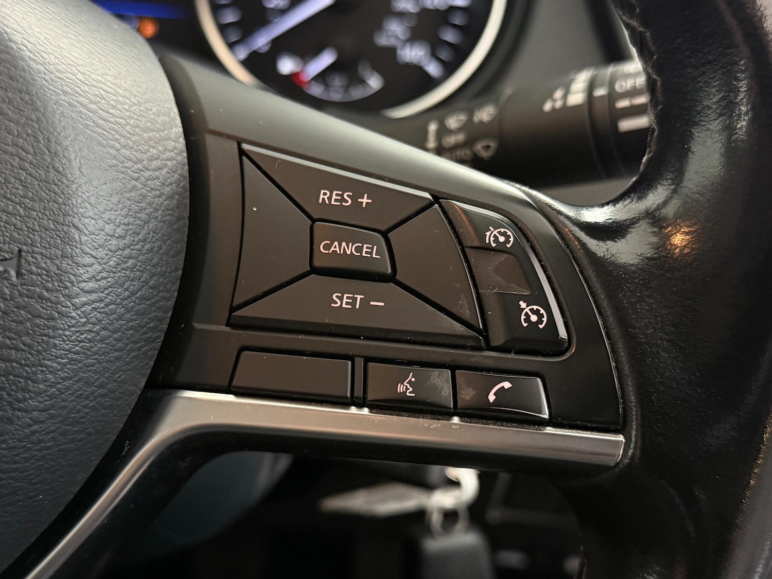 Used Nissan Qashqai for sale - 76468056: Photo 25