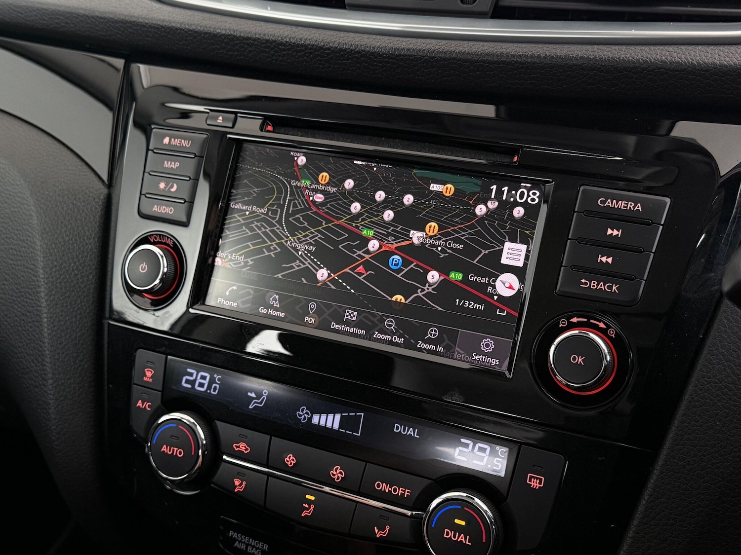 Used Nissan Qashqai for sale - 76468056: Photo 30