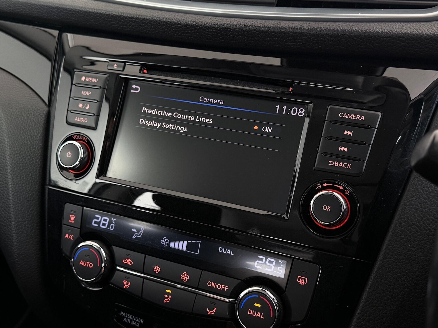 Used Nissan Qashqai for sale - 76468056: Photo 33