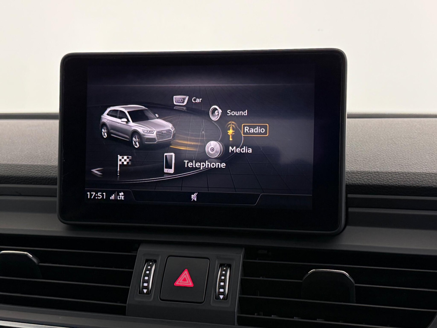 Used Audi Q5 2018 for sale - 77647222: Photo 28