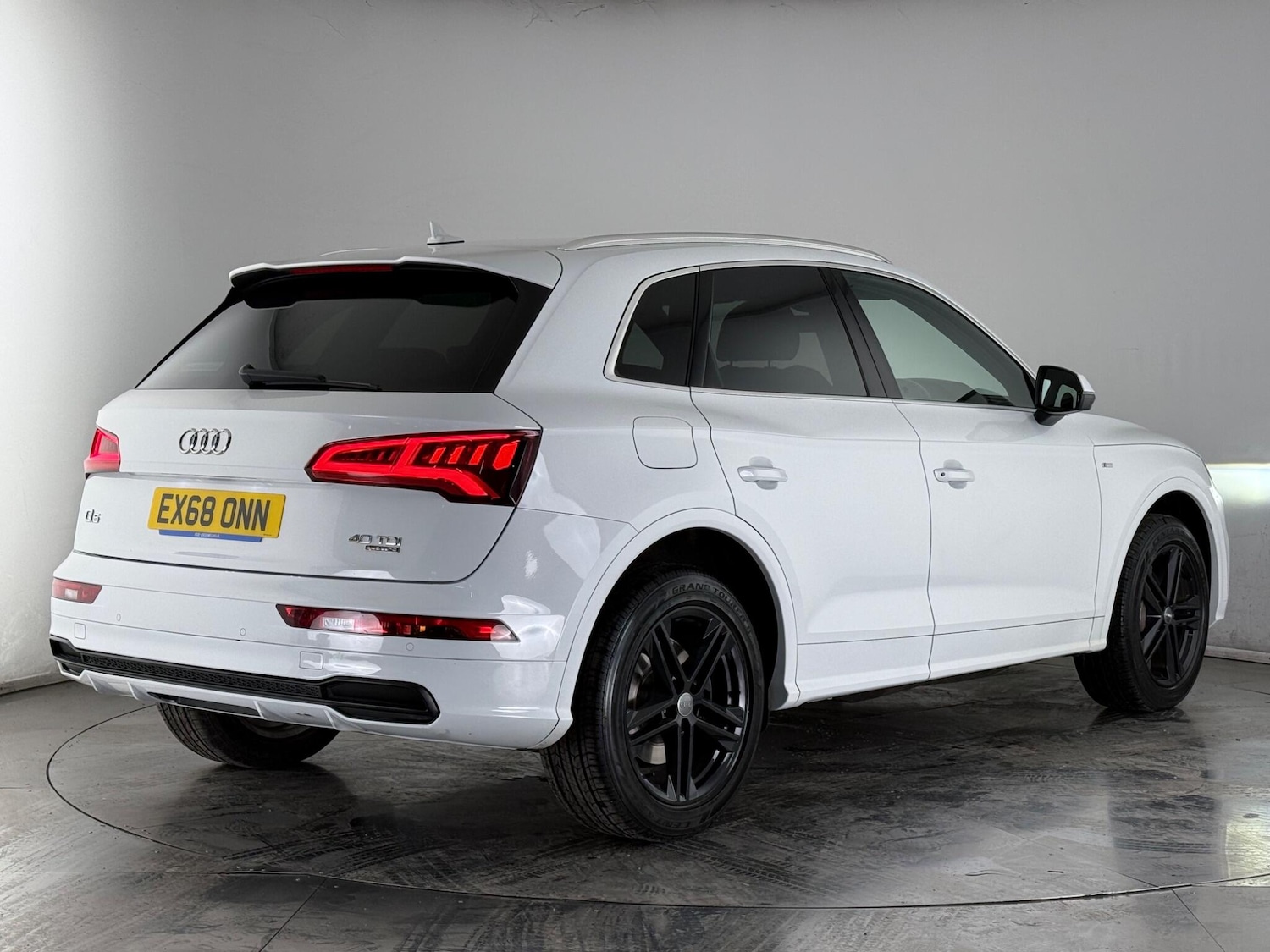 Used Audi Q5 2018 for sale - 77647222: Photo 3