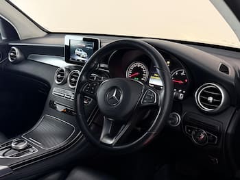 Used Mercedes-Benz GLC 2018 for sale - 79441961: Photo