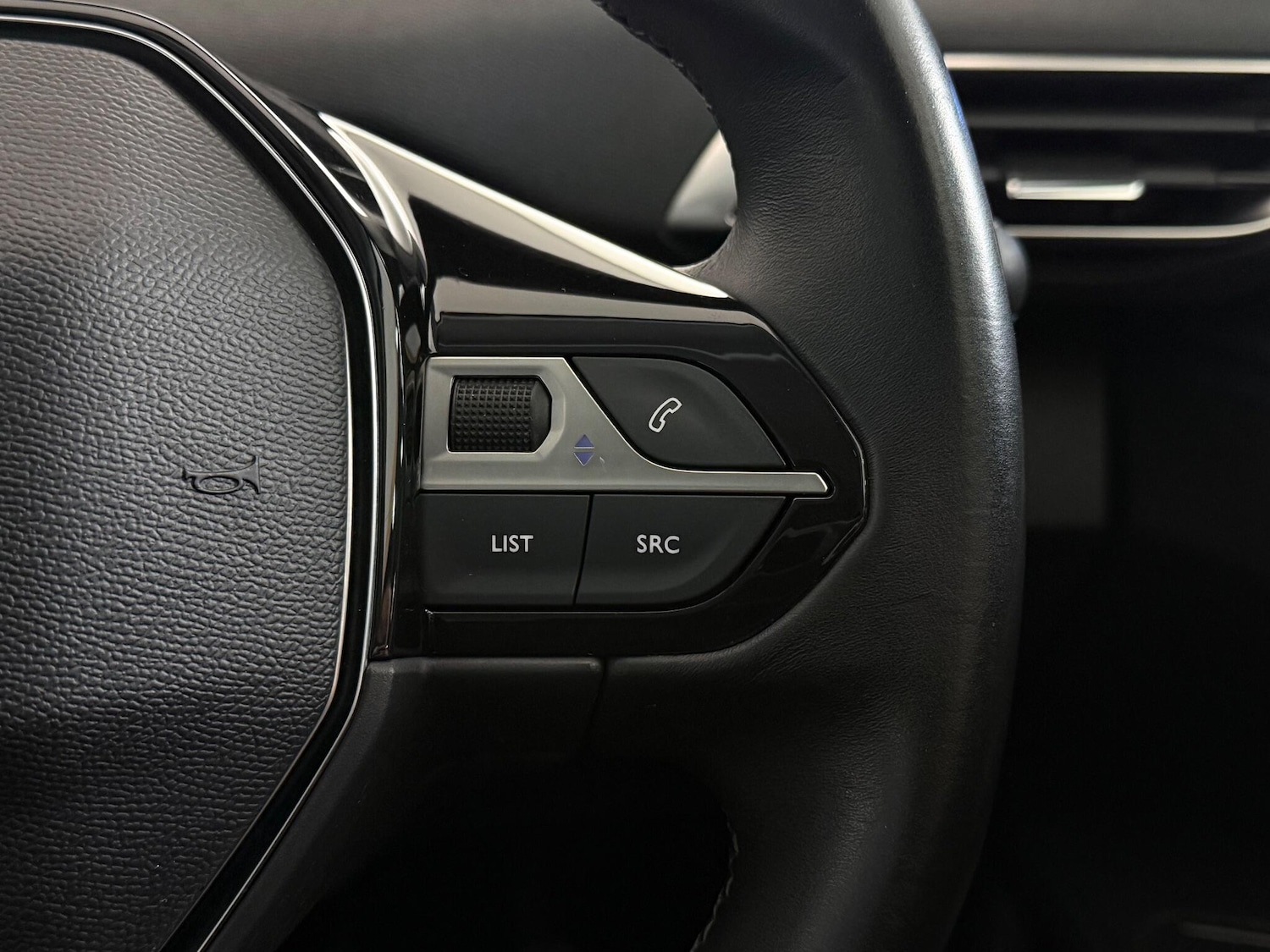 Used Peugeot 5008 2021 for sale - 77268269: Photo 19