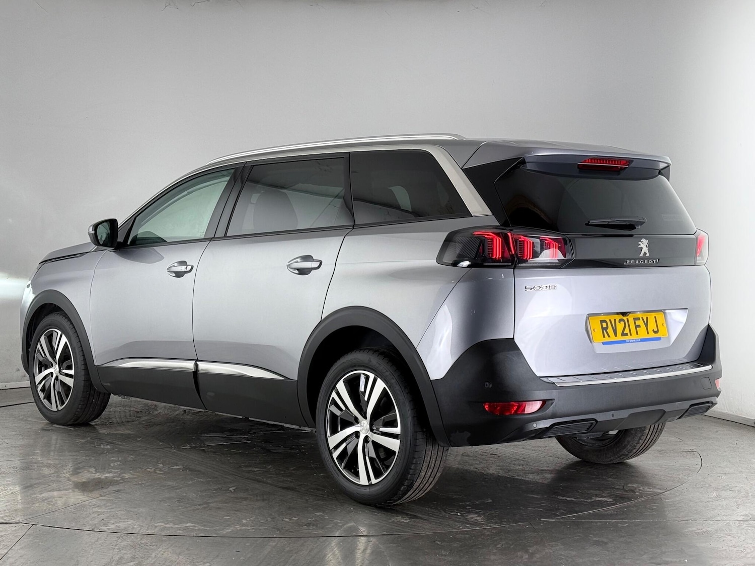 Used Peugeot 5008 2021 for sale - 77268269: Photo 4