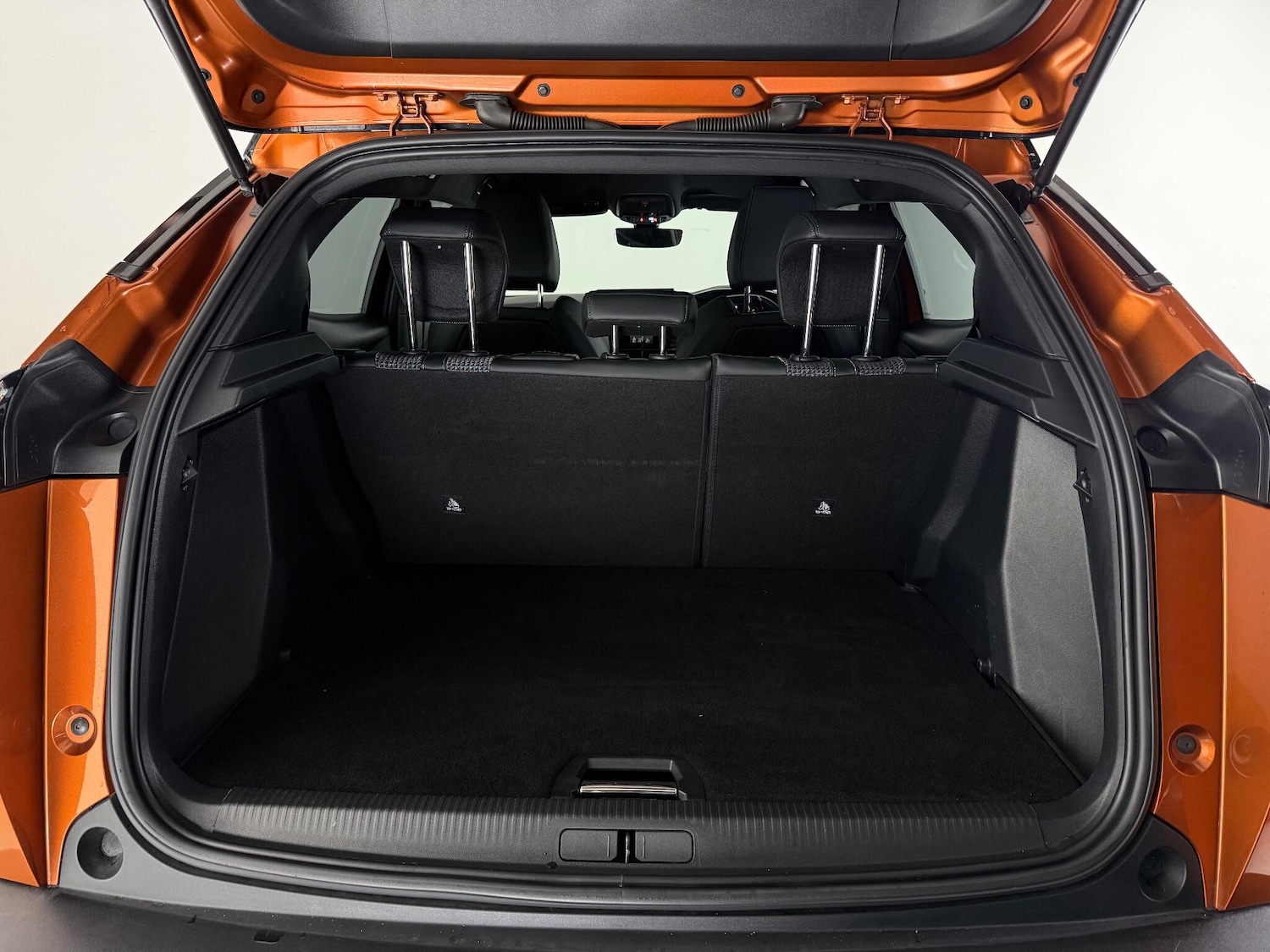 Used Peugeot 2008 2020 for sale - 76468663: Photo 11