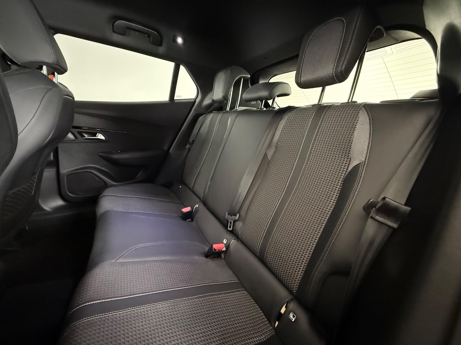 Used Peugeot 2008 2020 for sale - 76468663: Photo 18