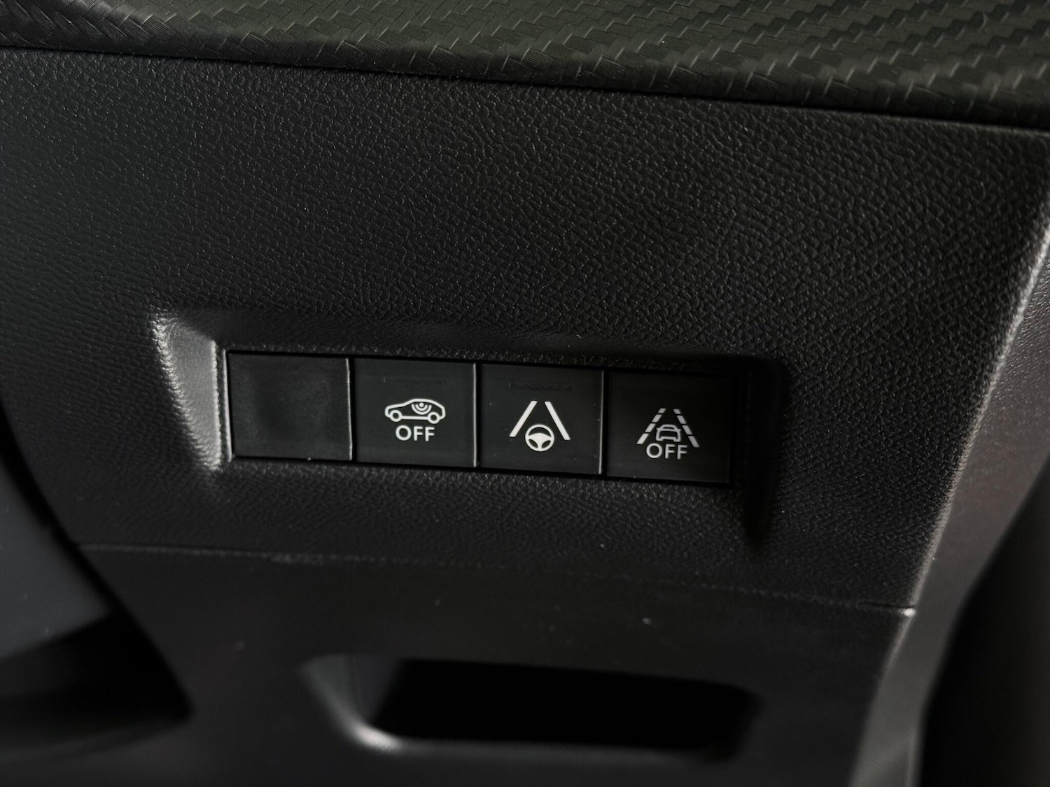 Used Peugeot 2008 2020 for sale - 76468663: Photo 26