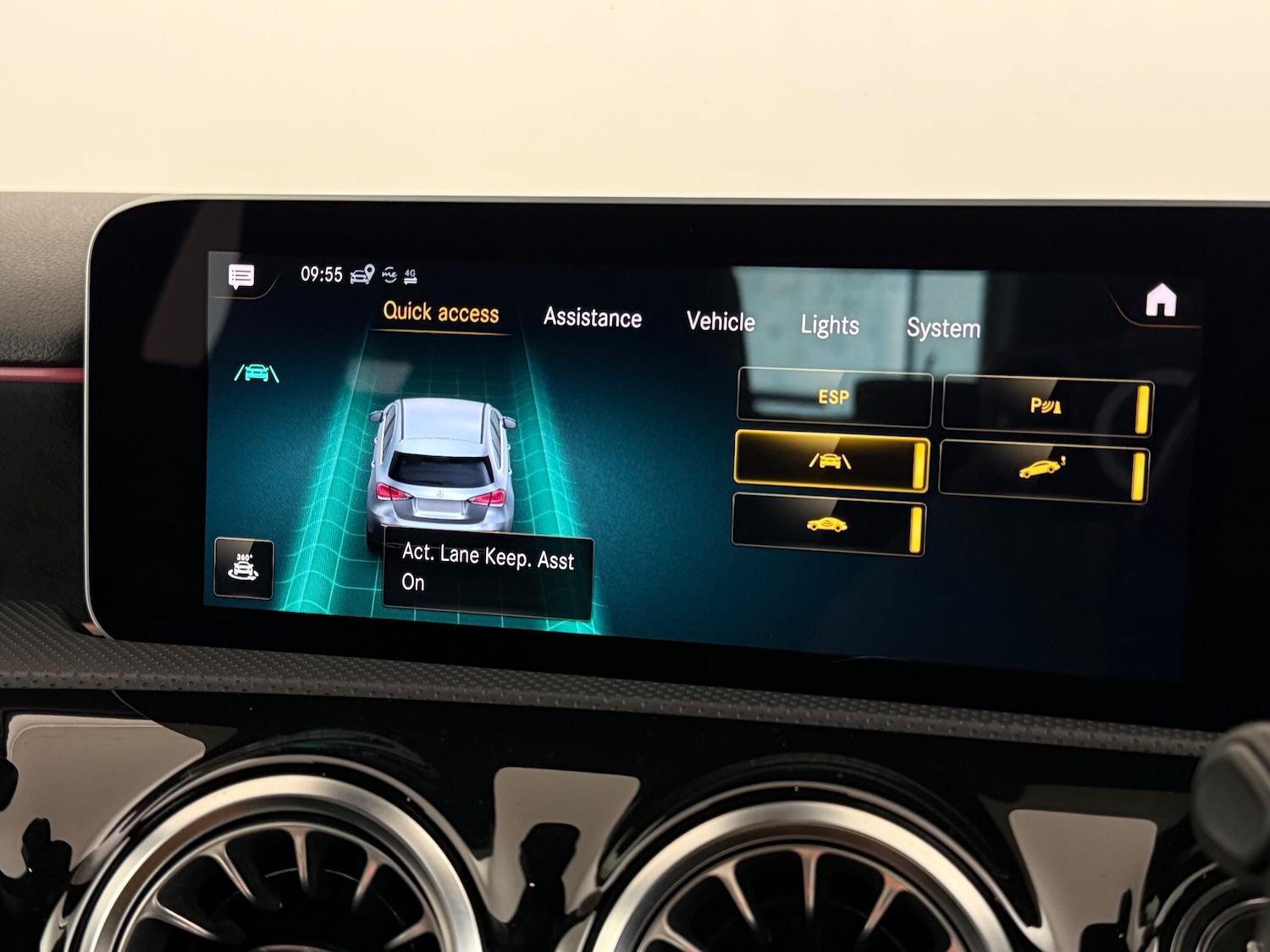 Used Mercedes-Benz A-Class 2020 for sale - 77243069: Photo 28