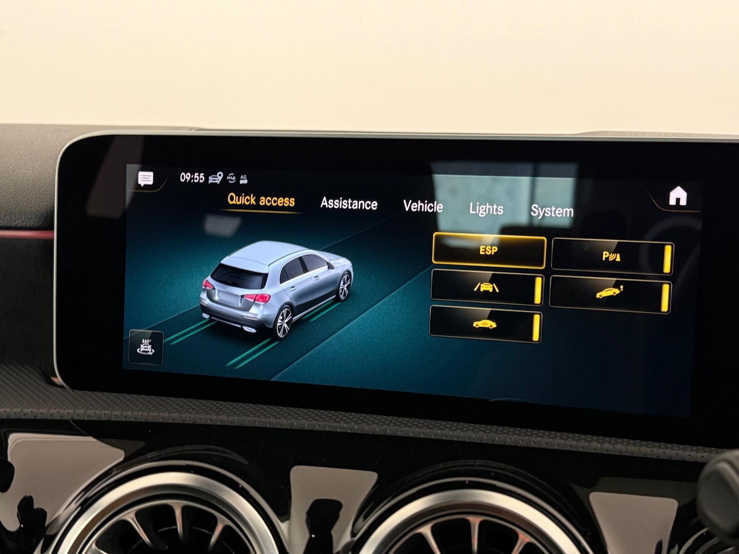 Used Mercedes-Benz A-Class 2020 for sale - 77243069: Photo 29