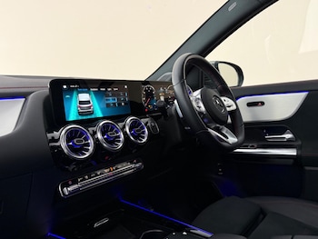 Used Mercedes-Benz EQA 2022 for sale - 79609837: Photo
