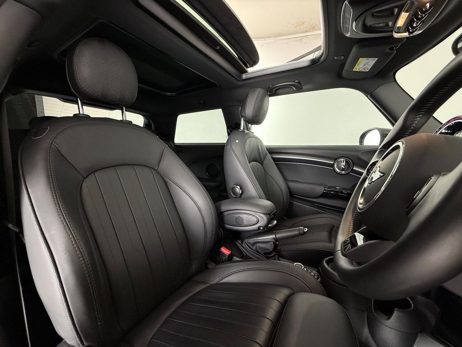 Used MINI Hatch 2023 for sale - 76537961: Photo 14