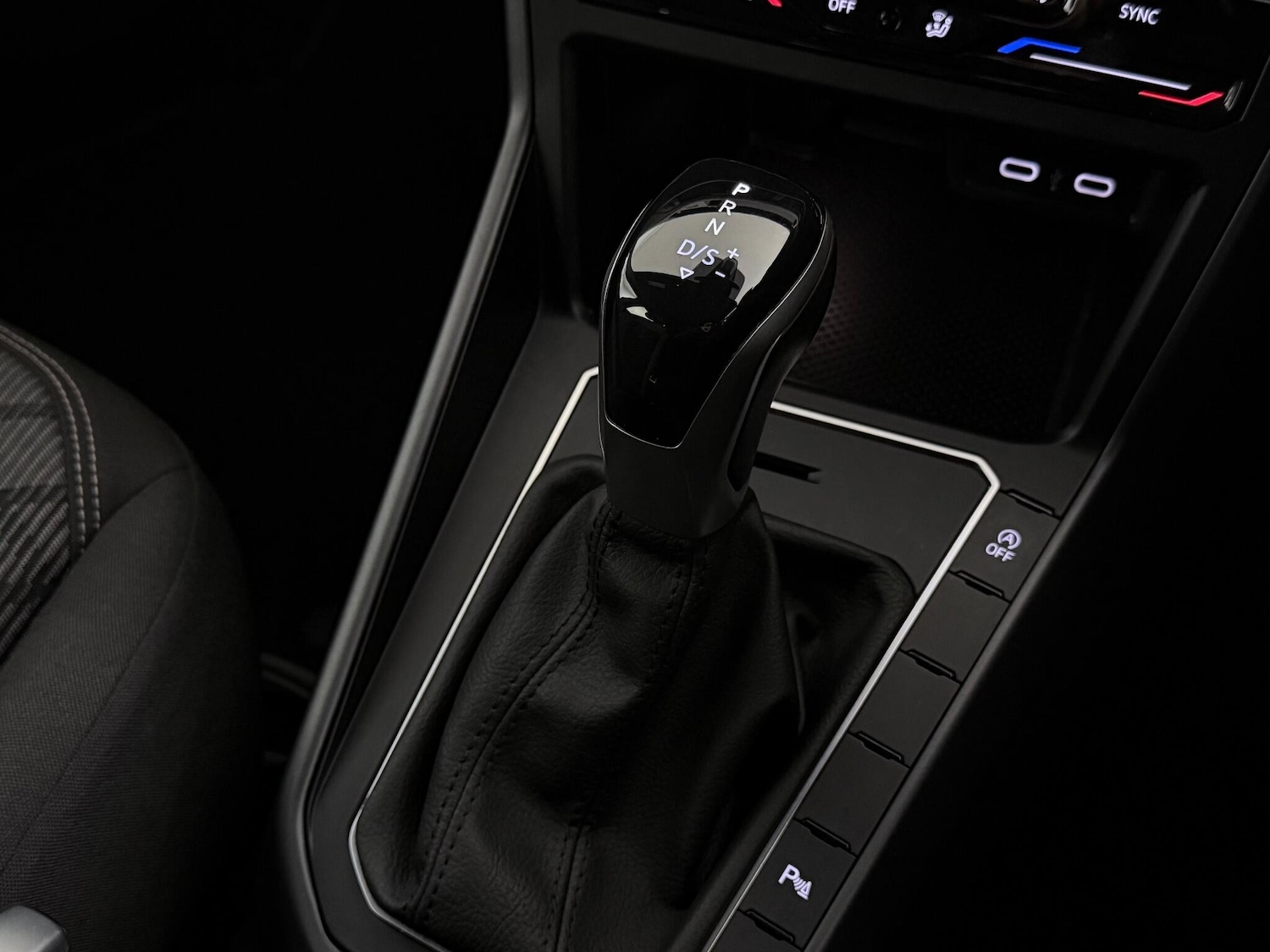 Used Volkswagen Polo 2022 for sale - 77246794: Photo 36