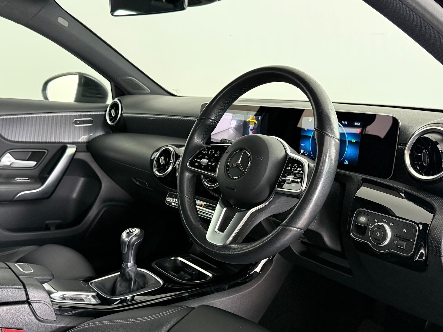 Used Mercedes-Benz A-Class 2019 for sale - 77180980: Photo 11