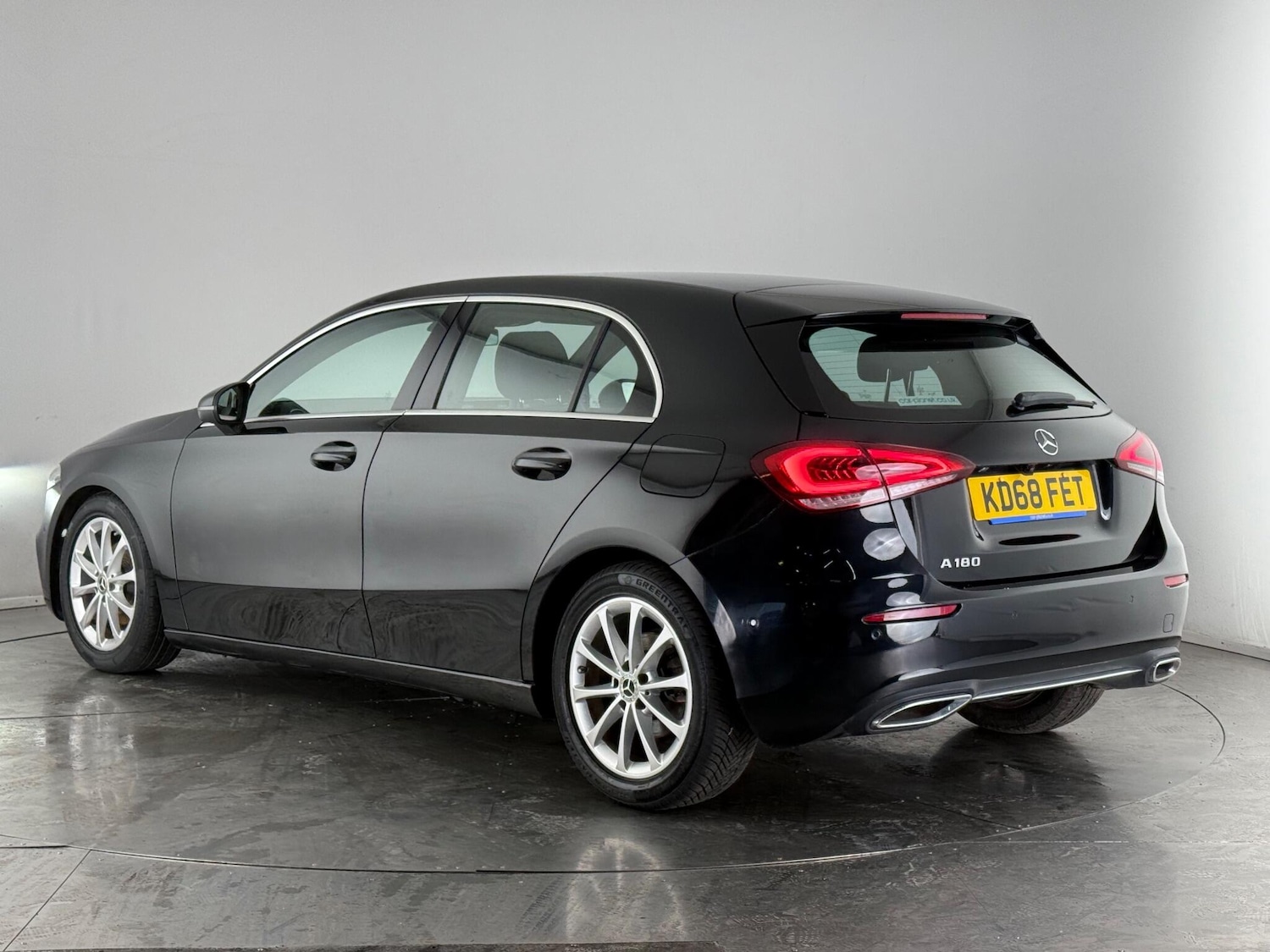 Used Mercedes-Benz A-Class 2019 for sale - 77180980: Photo 4