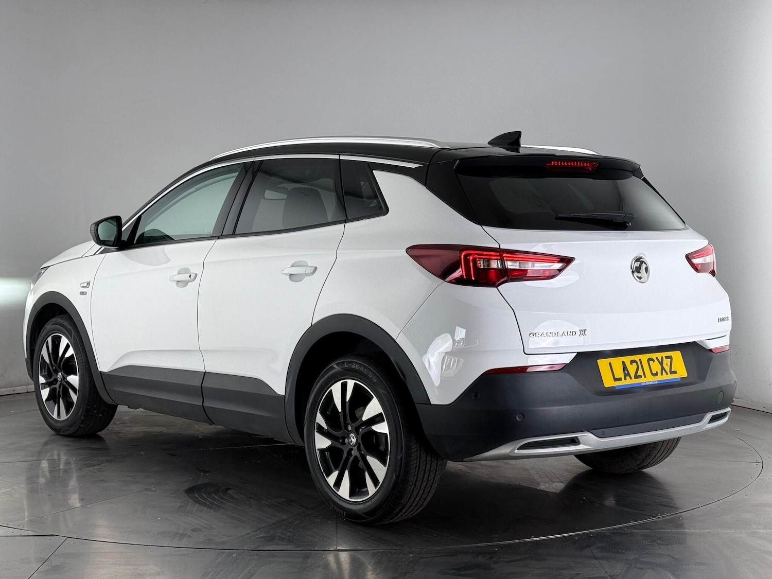Used Vauxhall Grandland X 2021 for sale - 77221710: Photo 4