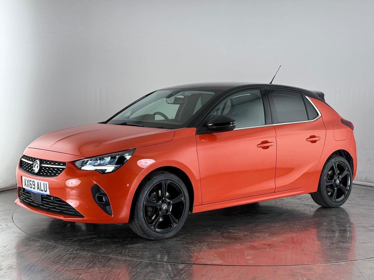 Used Vauxhall Corsa 2019 for sale - 77181310: Photo 2