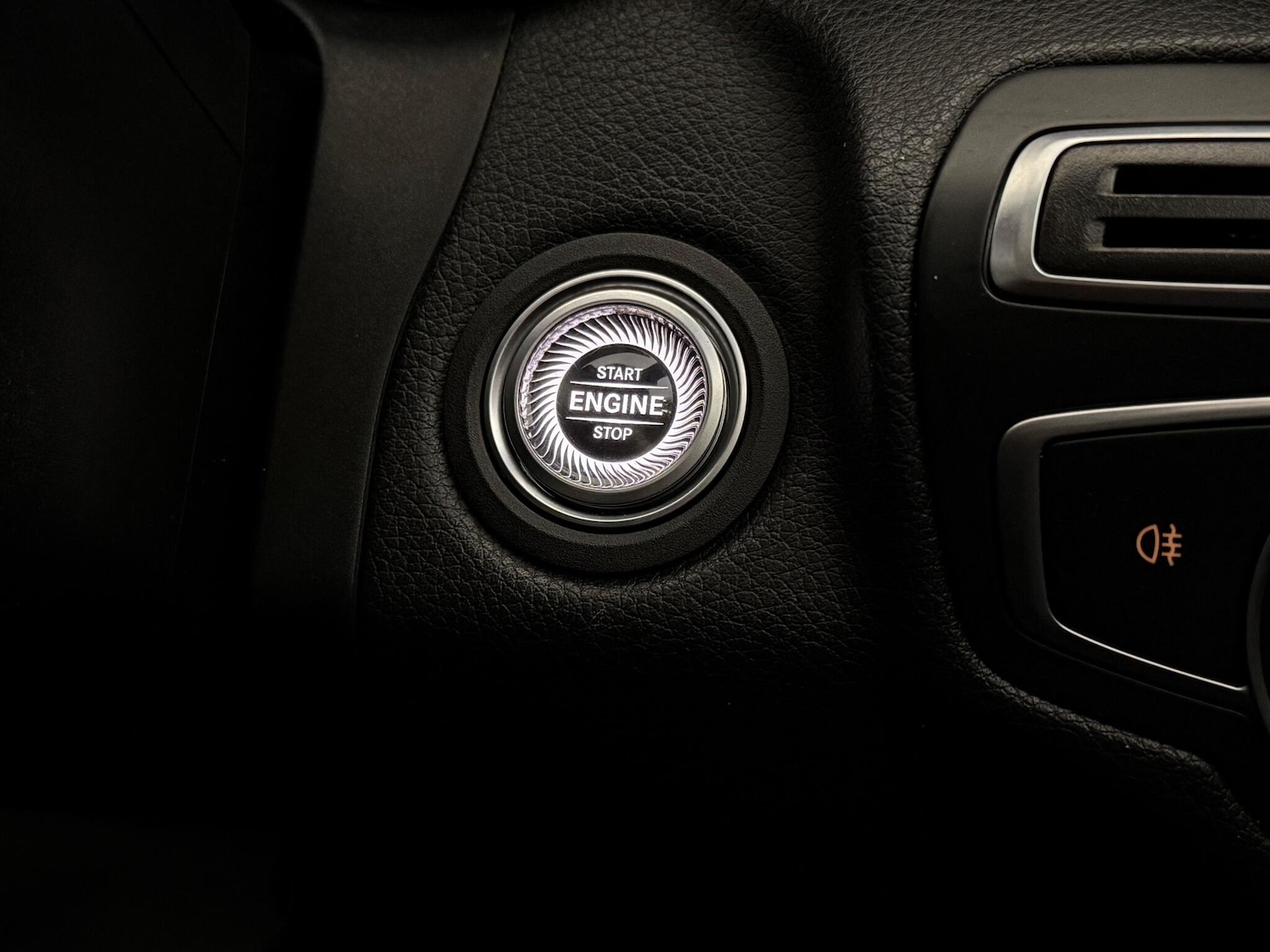 Used Mercedes-Benz C Class 2019 for sale - 77260503: Photo 23