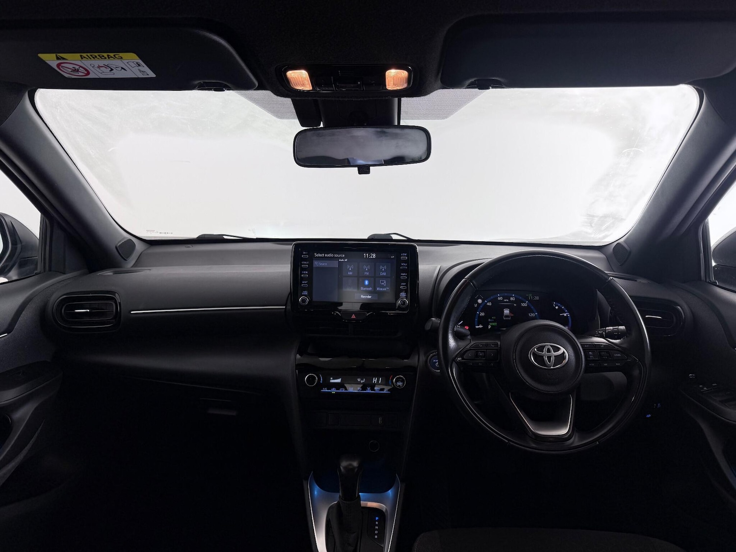 Used Toyota Yaris Cross 2022 for sale - 77246354: Photo 17