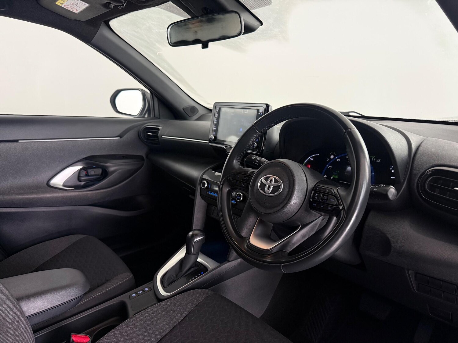 Used Toyota Yaris Cross 2022 for sale - 77246354: Photo 18
