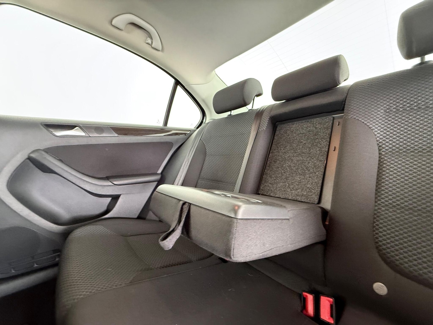 Used Volkswagen Jetta 2015 for sale - 77461071: Photo 13