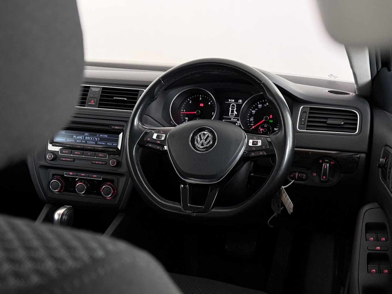 Used Volkswagen Jetta 2015 for sale - 77461071: Photo 16