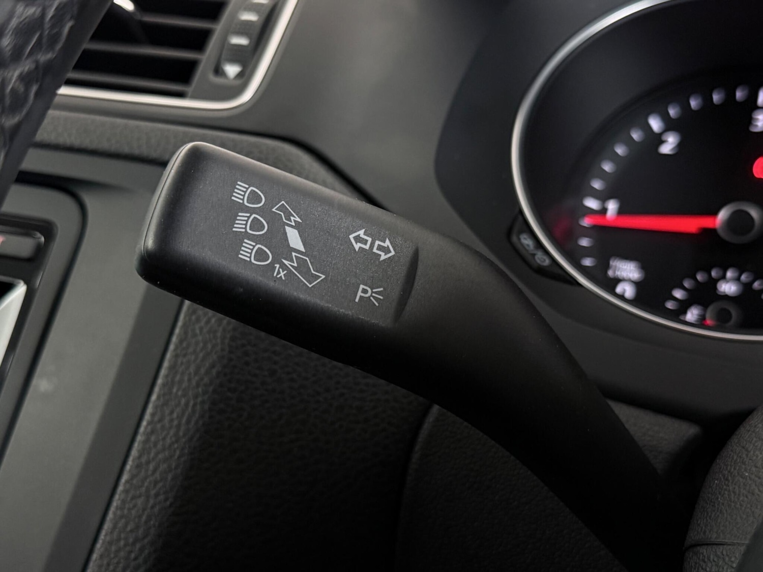 Used Volkswagen Jetta 2015 for sale - 77461071: Photo 23