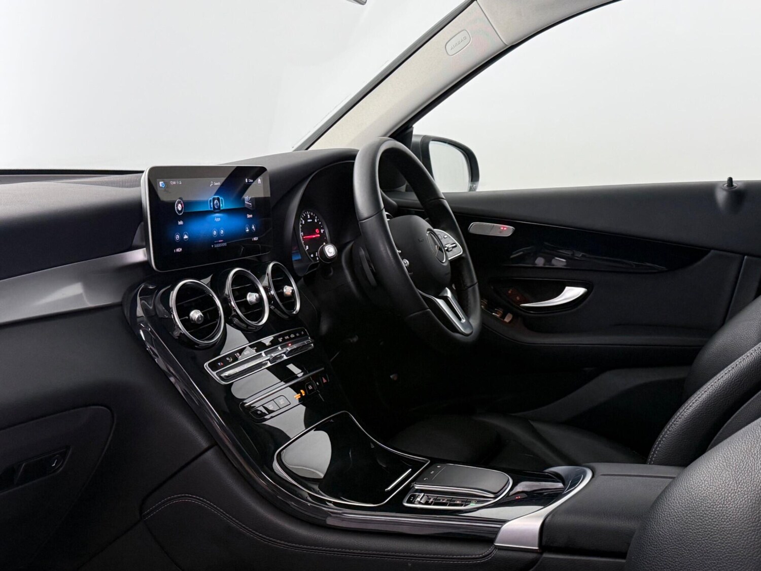 Used Mercedes-Benz GLC 2019 for sale - 77469436: Photo 20