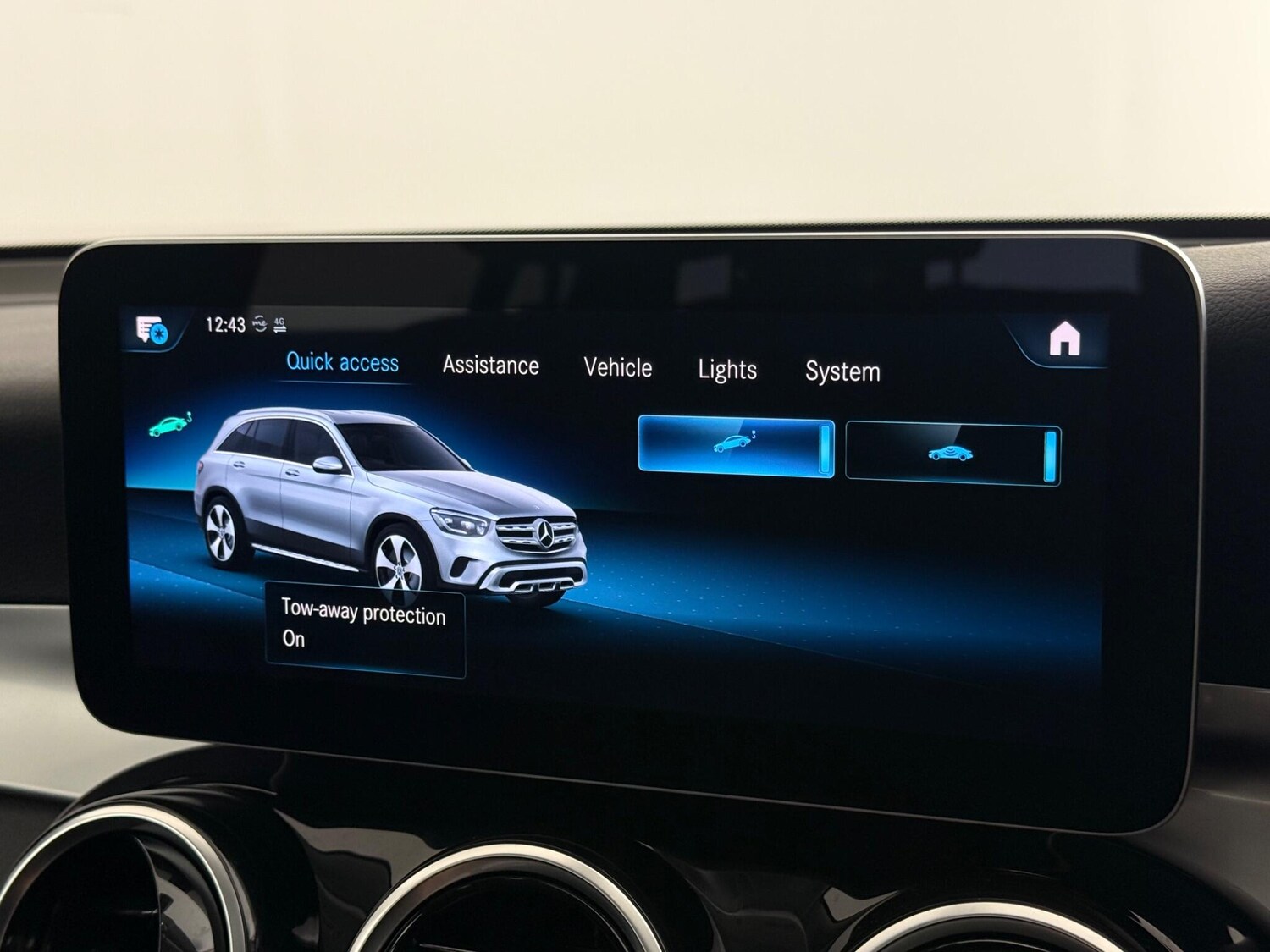 Used Mercedes-Benz GLC 2019 for sale - 77469436: Photo 32