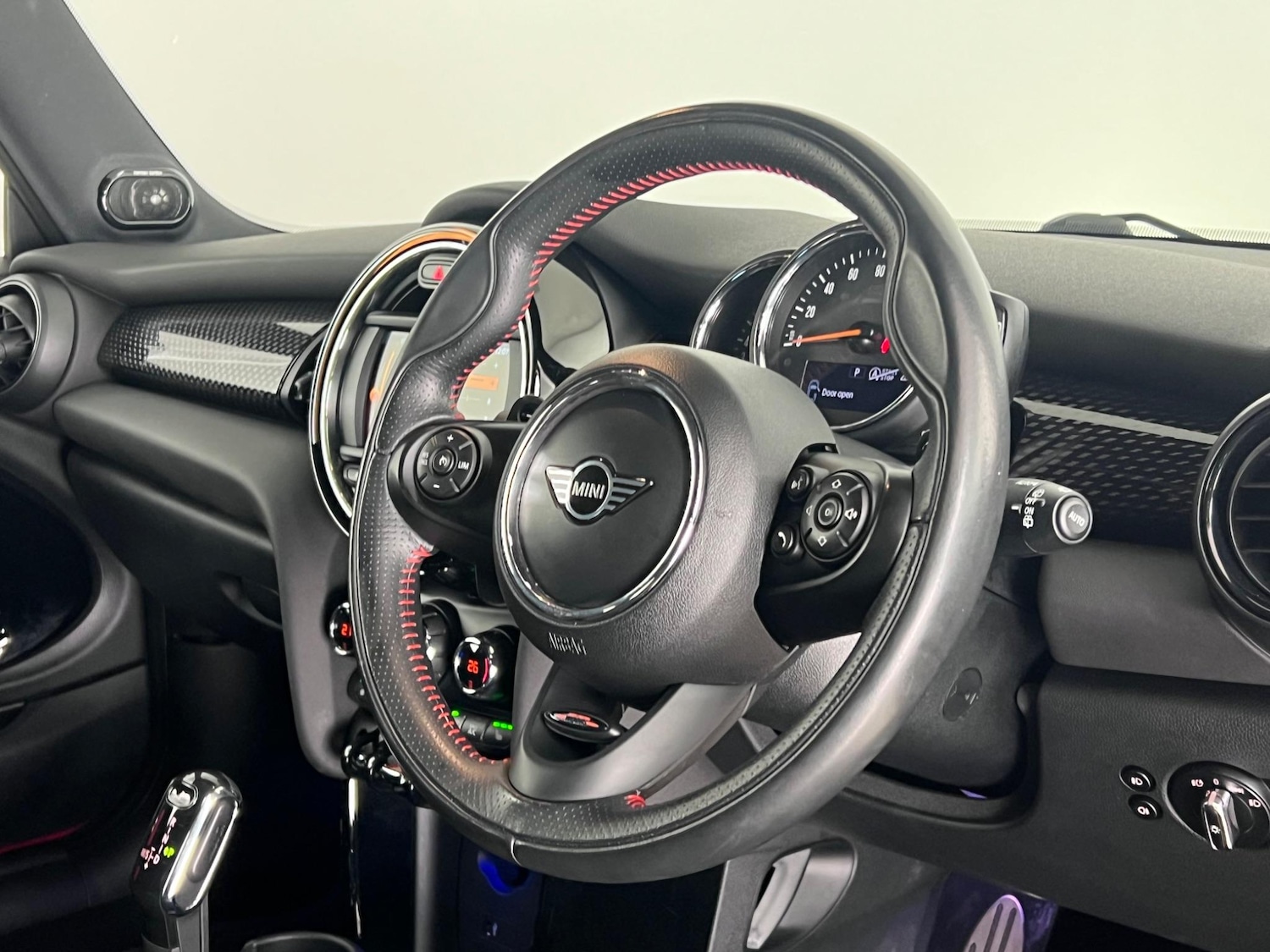 Used MINI Hatch 2019 for sale - 77181297: Photo 10