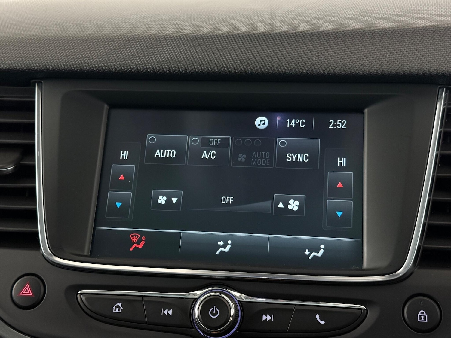 Used Vauxhall Crossland 2021 for sale - 76468415: Photo 34