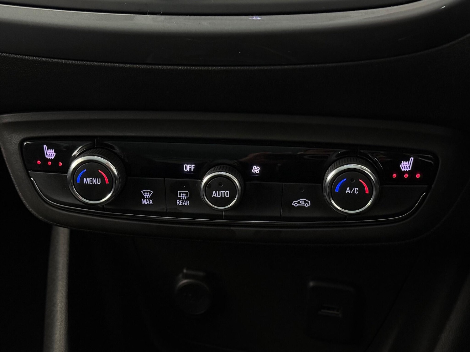 Used Vauxhall Crossland 2021 for sale - 76468415: Photo 41