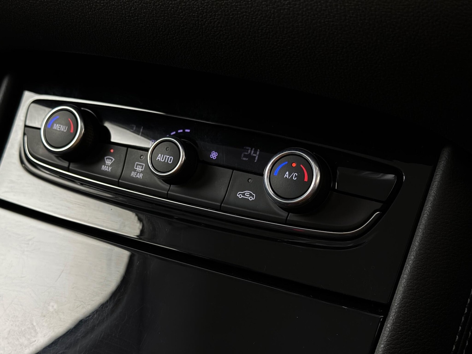 Used Vauxhall Grandland X 2020 for sale - 77221831: Photo 32