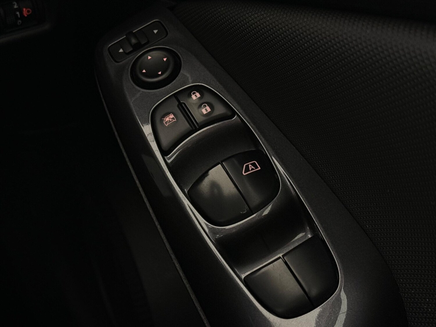 Used Nissan Juke 2021 for sale - 77617572: Photo 30