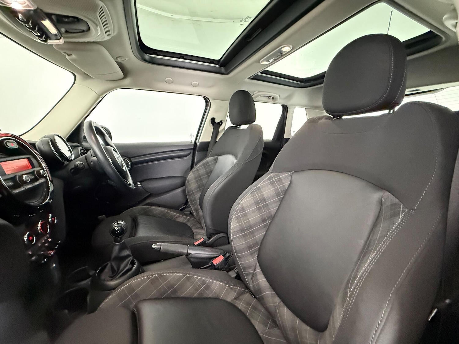 Used MINI Hatch 2018 for sale - 77259845: Photo 11