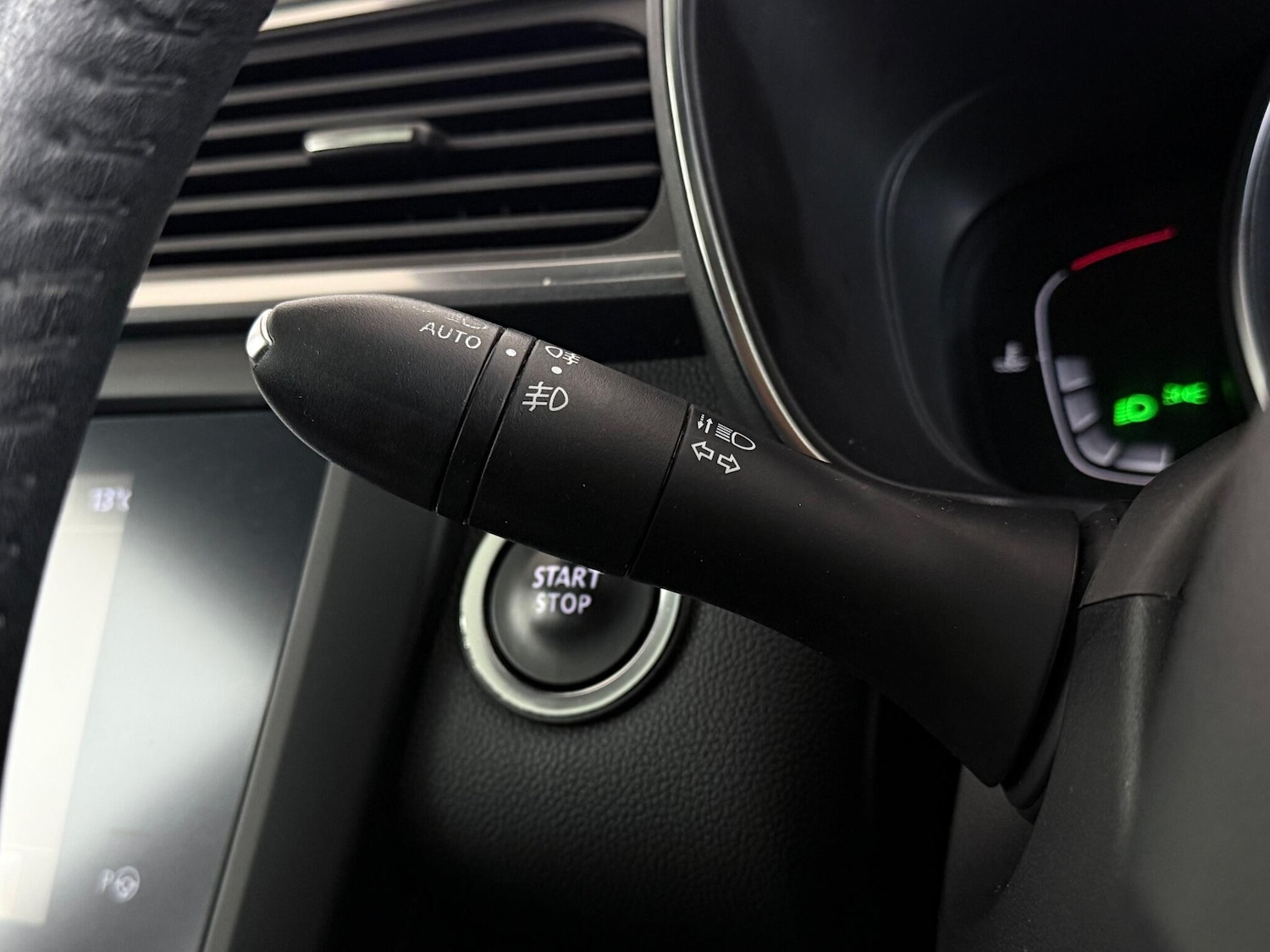 Used Renault Kadjar 2019 for sale - 76468760: Photo 32