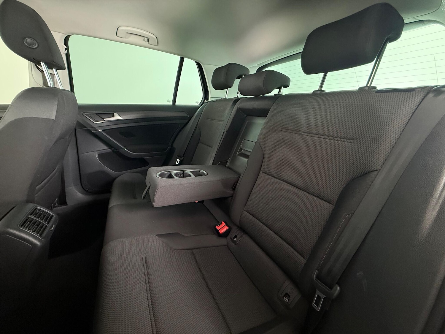 Used Volkswagen Golf 2019 for sale - 76468214: Photo 19