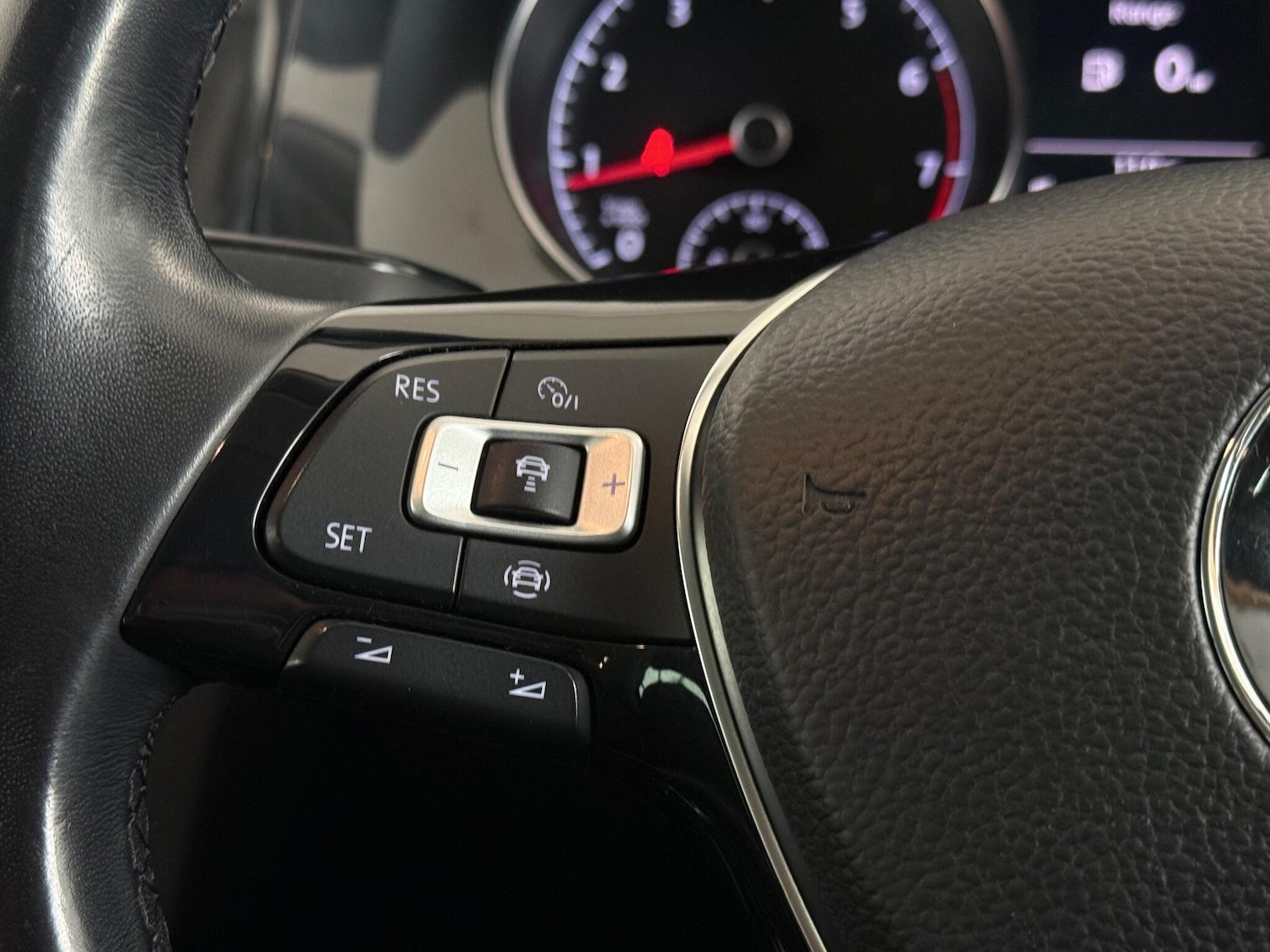 Used Volkswagen Golf 2019 for sale - 76468214: Photo 24