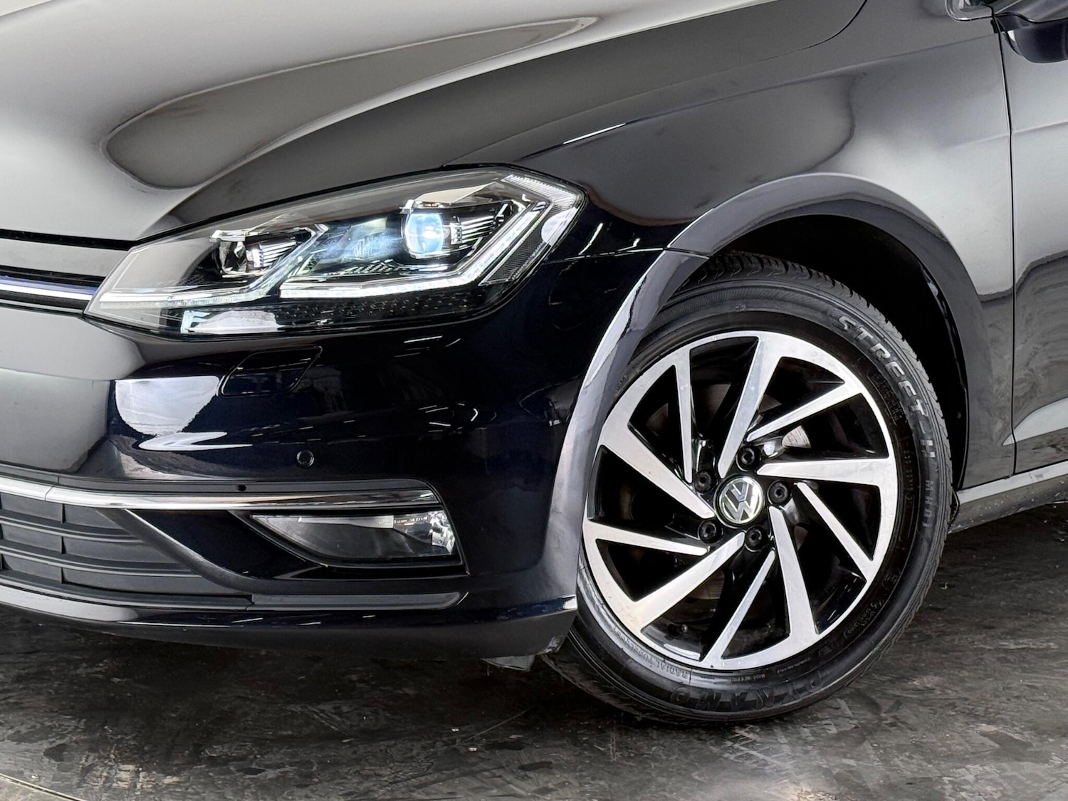 Used Volkswagen Golf 2019 for sale - 76468214: Photo 48