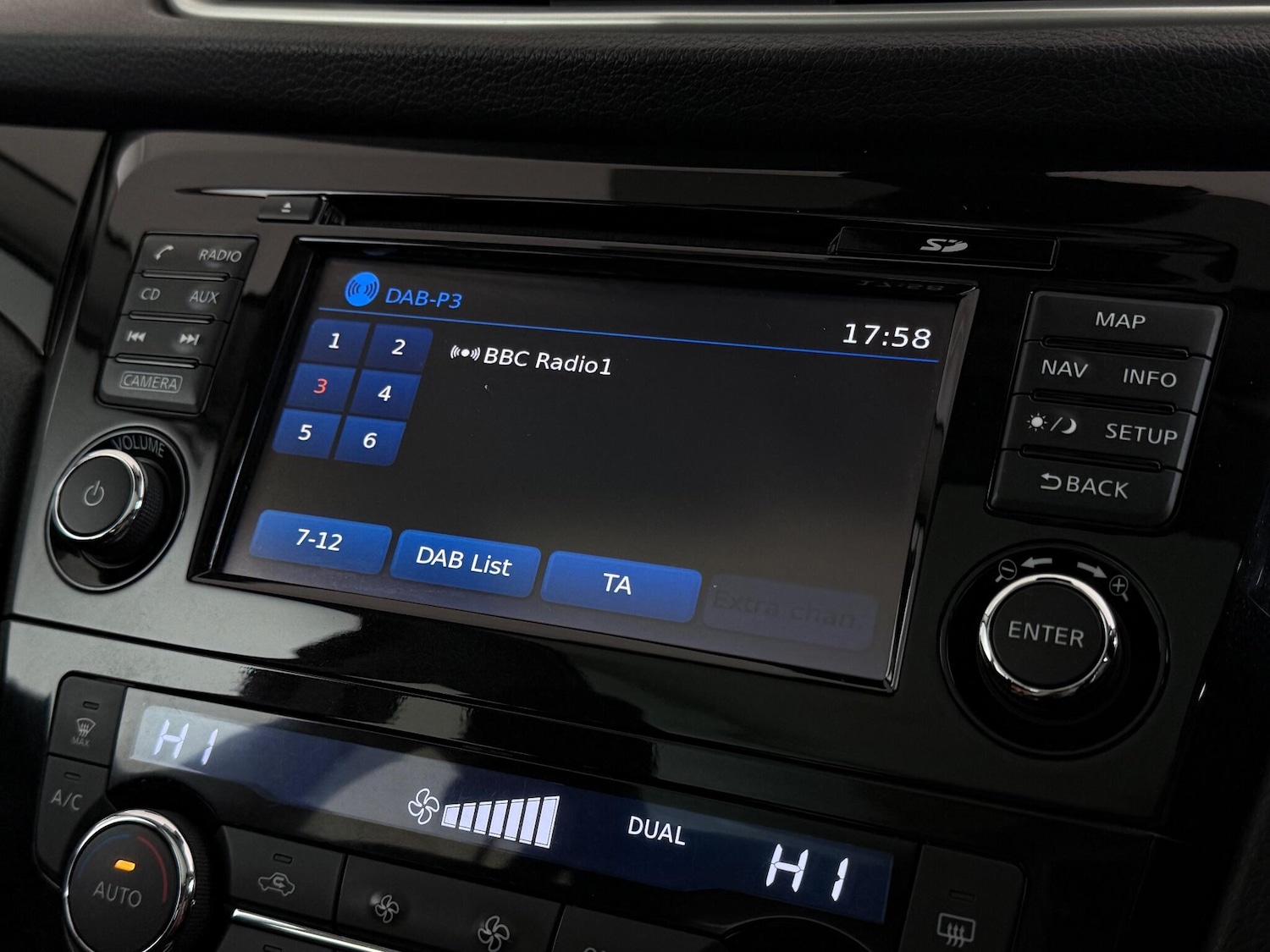 Used Nissan Qashqai 2016 for sale - 76619767: Photo 30