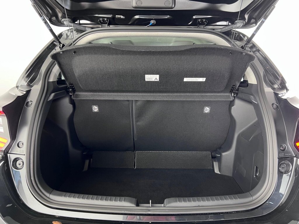 Used Toyota Yaris 2022 for sale - 76080280: Photo 12