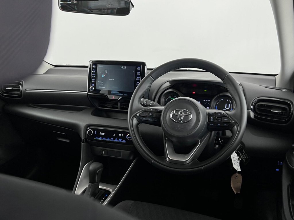 Used Toyota Yaris 2022 for sale - 76080280: Photo 19