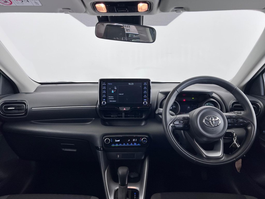 Used Toyota Yaris 2022 for sale - 76080280: Photo 21