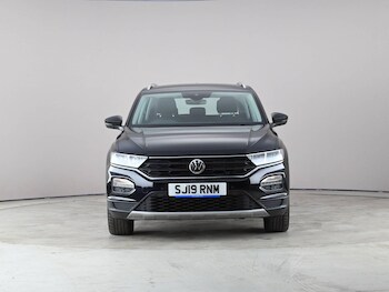 Used Volkswagen T-Roc 2019 for sale - 78529185: Photo